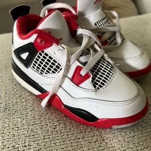 Toddler Jordan’s size 10c